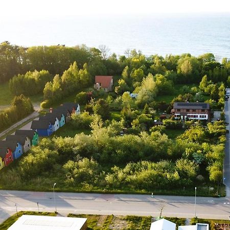 Kolorowe Domki Гонски Экстерьер фото